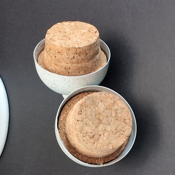 Vintage Savory Tyme set of 2 Vinegar & Oil Decanter Set. - Picture 11 of 13